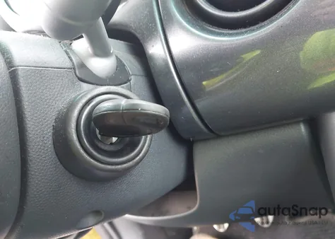 2005 Mini Cooper S z USA, uszkodzony, nr VIN WMWRE33505TL10590